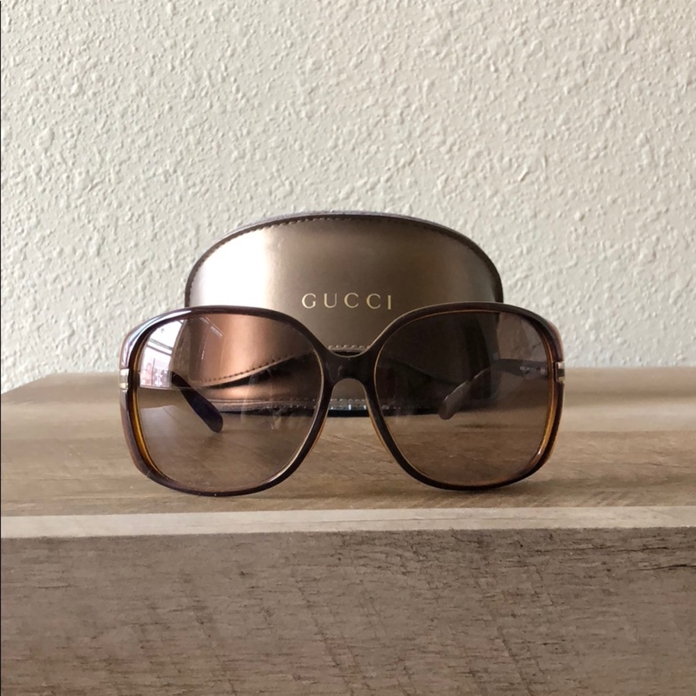 GUCCI authentic sunglasses